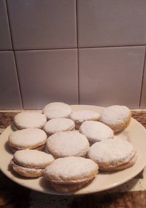 Una foto de Alfajores polos