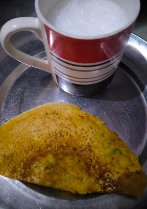 A picture of Besan ka cheela.