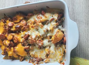 Foto de Batata frita rústica com carne e cheddar