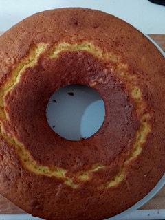 Una foto de Budín de naranja🍊 súper húmedo y esponjoso