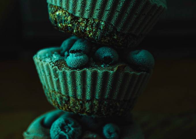 No-Bake Mini Vegan Blueberry Cheesecakes