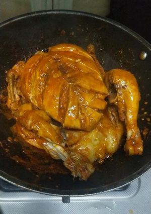 A picture of Chicken Chargah.