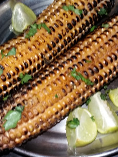 मसाला भुट्टा (Masala bhutta recipe in Hindi) रेसिपी मुख्य फोटो