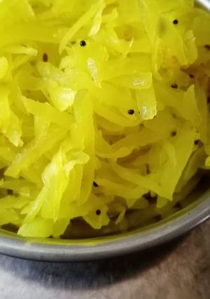 કાચા પપૈયા નો સંભારો (Raw Papaya Sambharo Recipe In Gujarati) રેસીપી મુખ્ય ફોટો
