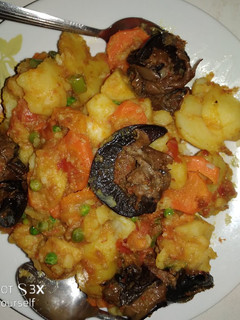 A picture of Potato Veggies.