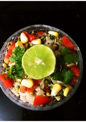 A picture of Oats-Sprouts Dry Bhel.