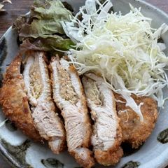 A picture of Cabbage Tonkatsu.