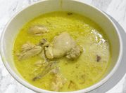 Gambar opor ayam santan