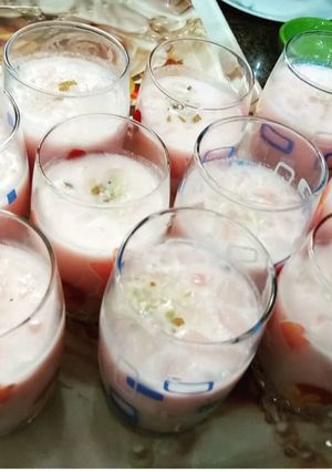 A picture of Rooh afzah lassi 🥛.