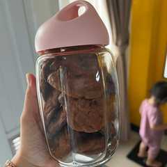 A picture of Crunchy & Chewy Chocolate Chips Cookies.