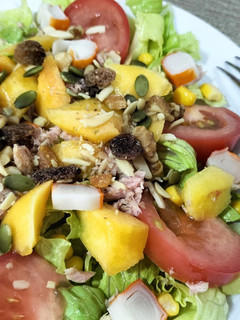 Una foto de Ensalada con nectarina