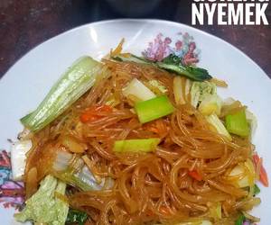 Resep Mudah Soun Goreng Nyemek Nikmat Lezat