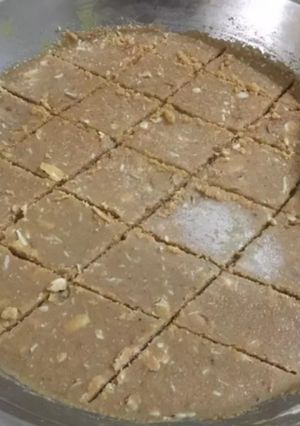 સાલમ પાક (Salam Paak Recipe In Gujarati) રેસીપી મુખ્ય ફોટો