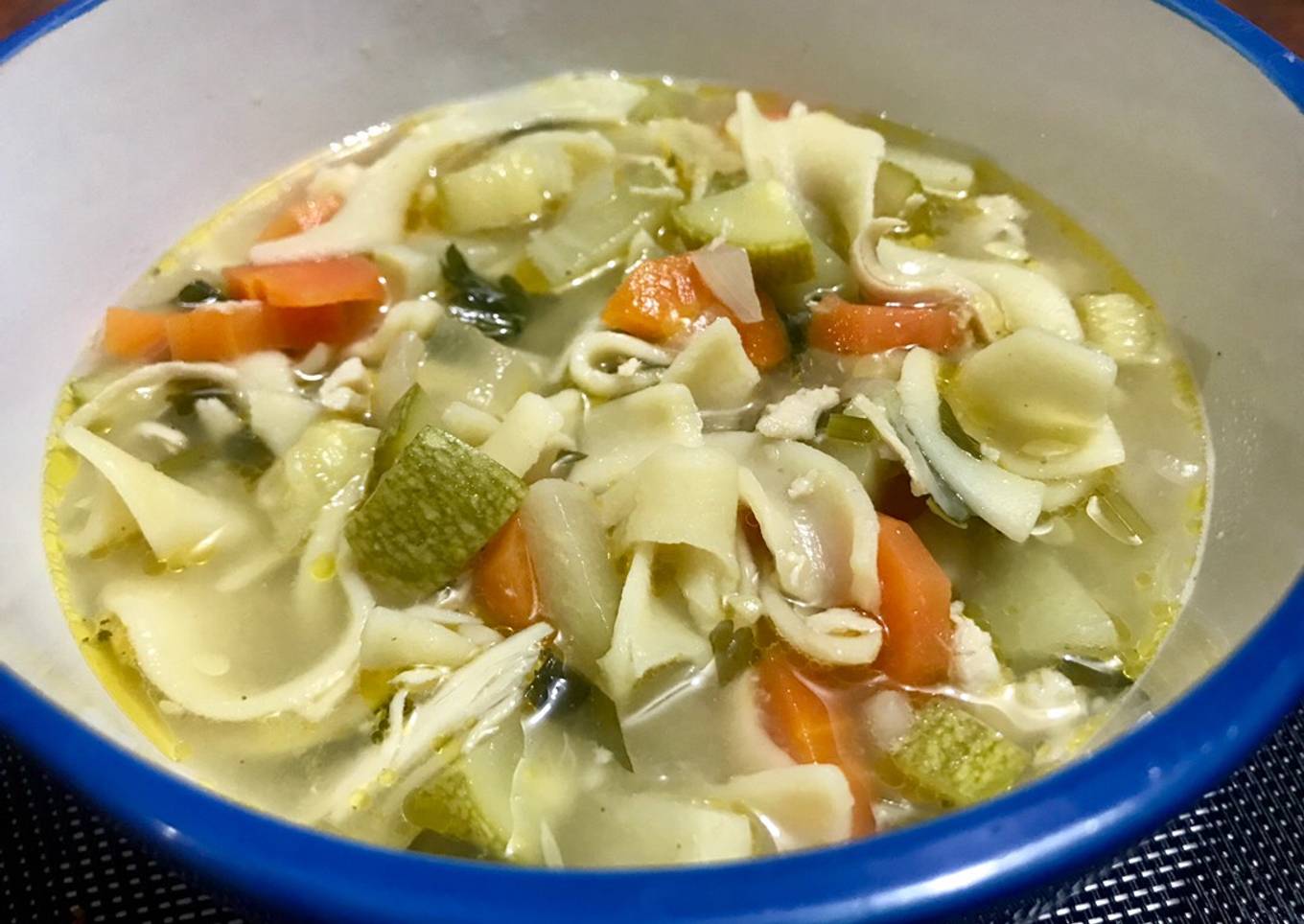 Sopa de Pollo