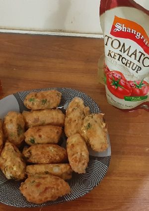 A picture of Resha kebabs.