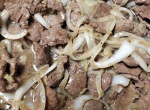 Una foto de Hígado encebollado