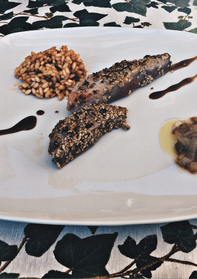Una foto de Atún Teriyaki 🍘🍙
