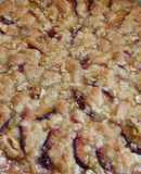 Tarta streusel de ciruelas con almendras y nueces