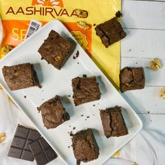 A picture of Whole Wheat Walnut Brownies.
