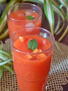 वाटरमेलोन स्मूदी (watermelon smoothie recipe in Hindi) रेसिपी मुख्य फोटो