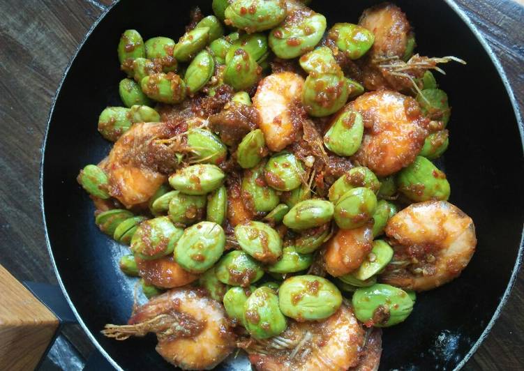 Bagaimana Membuat Sambal udang pete Anti Gagal