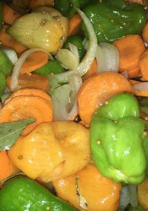 Una foto de Habaneros en escabeche