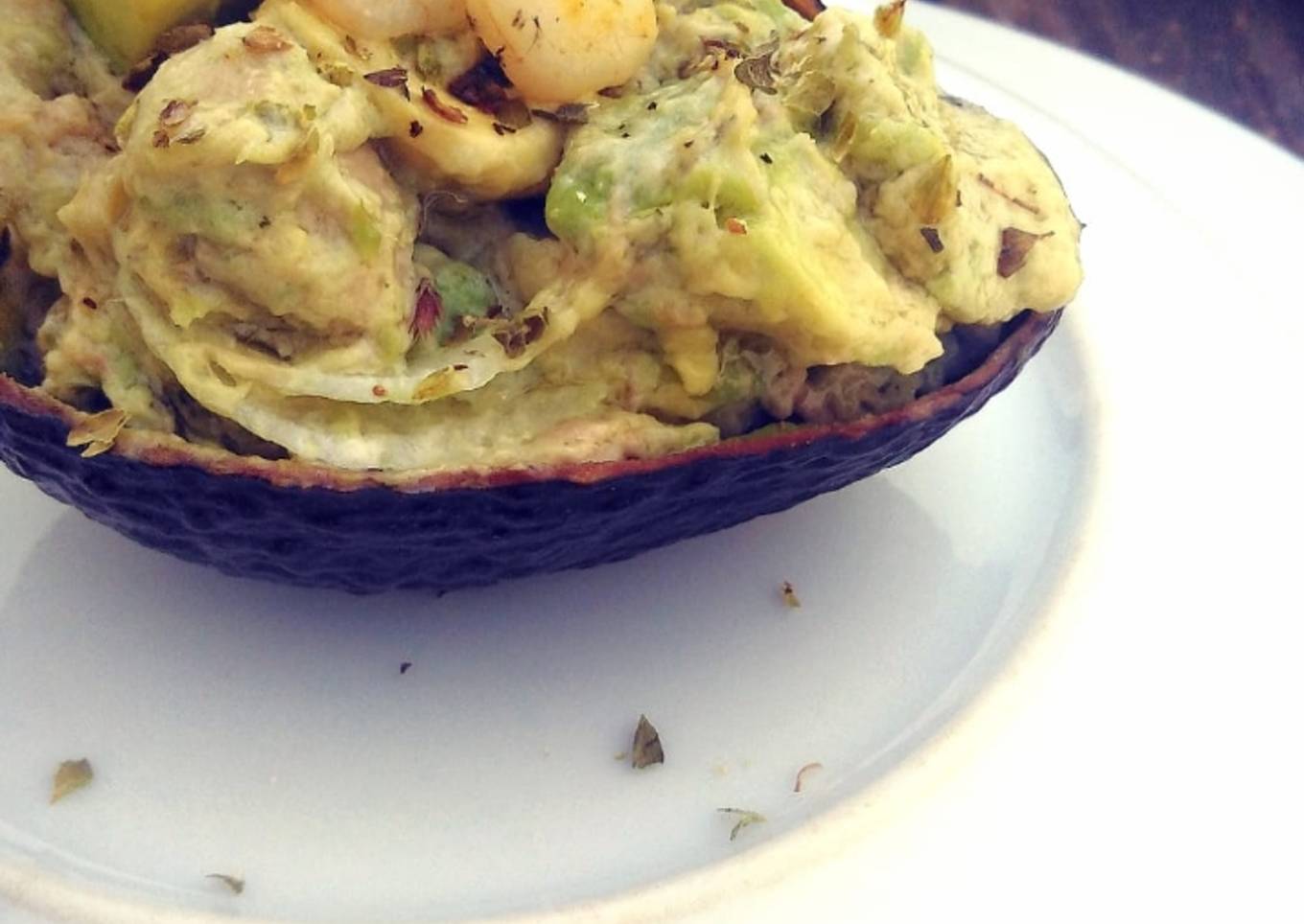 Ensaladilla de aguacate y gambas
