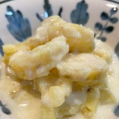 A picture of Sweet Potatoes in Milk Butter.