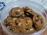 Chocochips Almond Cookies