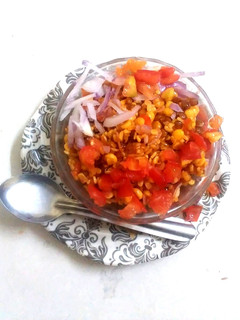 मिक्स दाल मोठ चाट (Mix dal moth chaat recipe in hindi) रेसिपी मुख्य फोटो