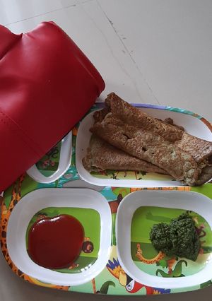 साबुत मूंग के डोसे (Moong Dosa Recipe In Hindi) रेसिपी मुख्य फोटो