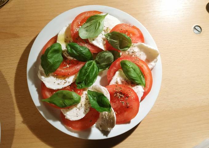 Cara Membuat Caprese Salad Kekinian
