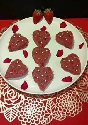 A picture of Strawberry Halwa.