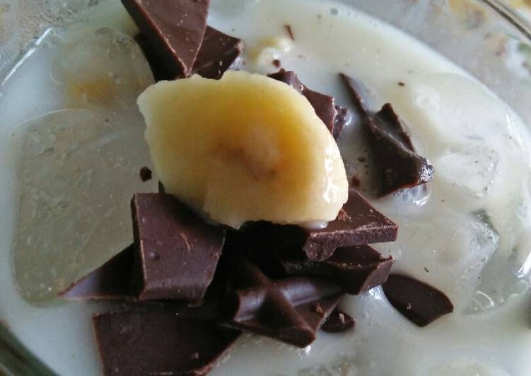 Es pisang ambon + coklat