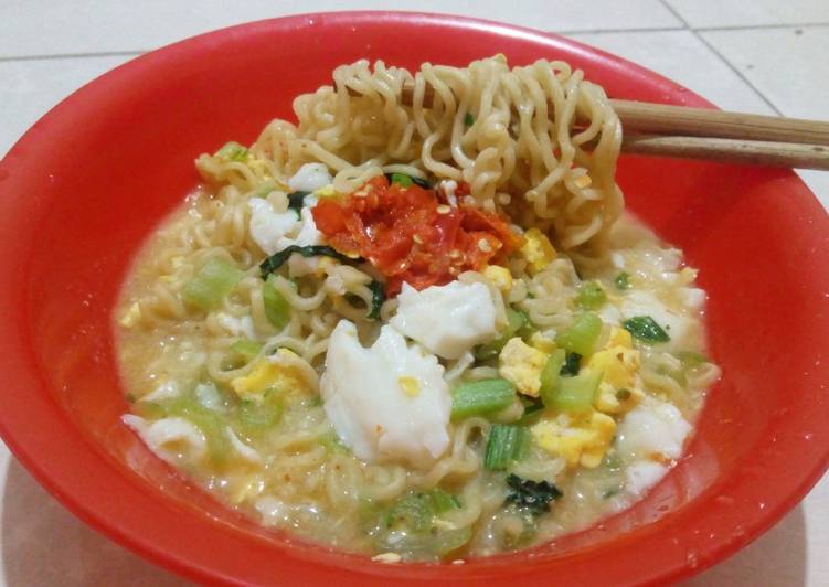 Indomie Kuah Telor Pedas