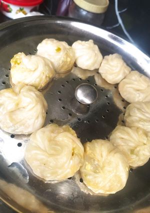 A picture of Momos.
