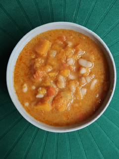 Una foto de Guiso de alubias con calabaza