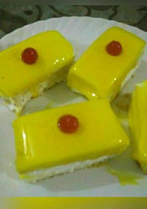 A picture of Mango flavoured pastries.