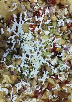 A picture of Masala papad.