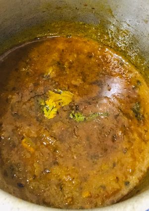 A picture of Chana dal tamatar.