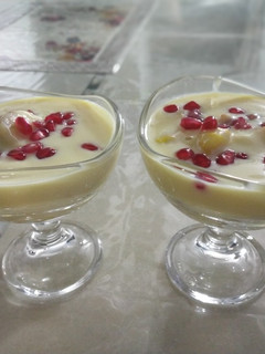 मिक्स फ्रूट् कस्टर्ड (mixed fruit custard recipe in Hindi) रेसिपी मुख्य फोटो