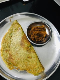 મગ ની દાળ ના ચીલા (Moong Dal Chila Recipe In Gujarati) રેસીપી મુખ્ય ફોટો
