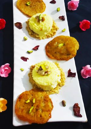 A picture of Firni cake Malpua.