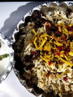 عکسی از دستور عدس پلو با مرغ آبپز