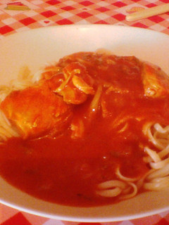 Una foto de Tallarines con Salsa