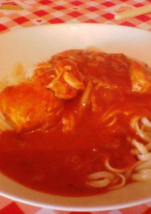 Una foto de Tallarines con Salsa