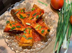 Hình của món Đậu hủ dồn thịt sốt cà.