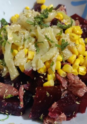 Foto di Insalatona di barbabietola rossa e Simmenthal
