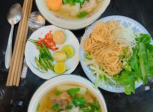 Hình của món #buasangviet  Bún bò, thịt chân giò, móng giò.