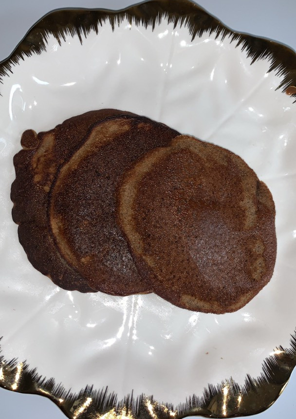 A picture of Simple chocolate pancake.